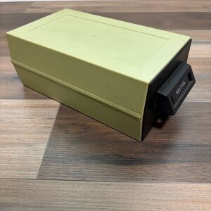 VTG 70s USA Sterling Plastic No. 271 Avocado Green Sliding Recipe Storage Box
